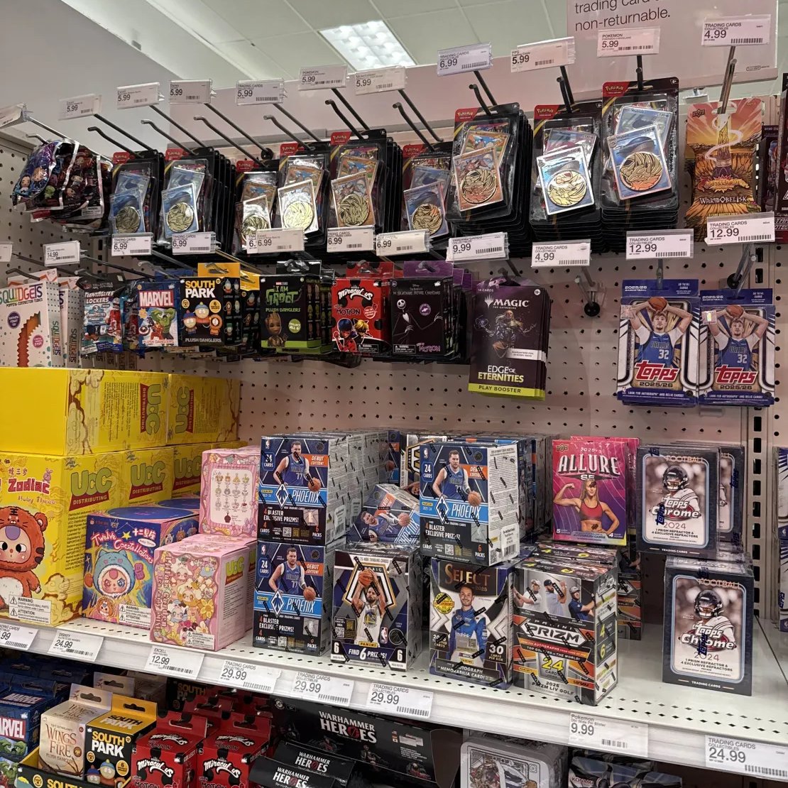 PKMNBayArea's tweet image. Still quite a few Mega Evolution Checklane Blisters at Walnut Creek Target as of 2:05pm #eastbay #bayarea #pokemoncards