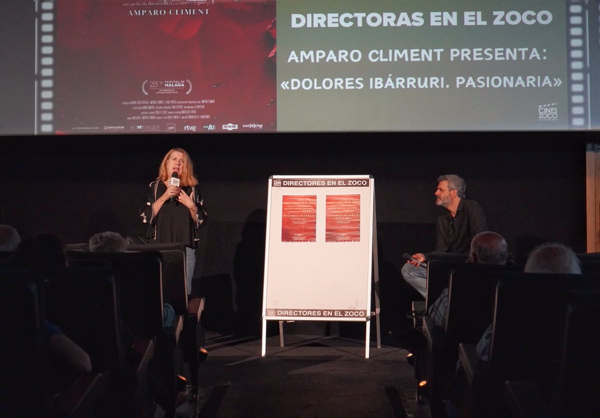 Fantástico coloquio con Amparo Climent después de ver el documental "Dolores Ibárruri. Pasionaria" qué ha emocionado a nuestro público.
#CinesZoco #DirectorasenelZoco #AmparoCliment #Pasionaria <a href="/BowfingerFilms/">Bowfinger Int.Pictures</a> #Majadahonda