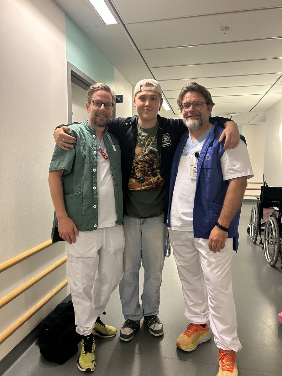 The doctors who helped me beat my cancer🙏🏼

I am now 4 years in remission and had a check to see that everything still was alright - which it was. I always go to the area where I was treated to say hi to some superheroes and old friends. 

Gonna be emotional next year for my last