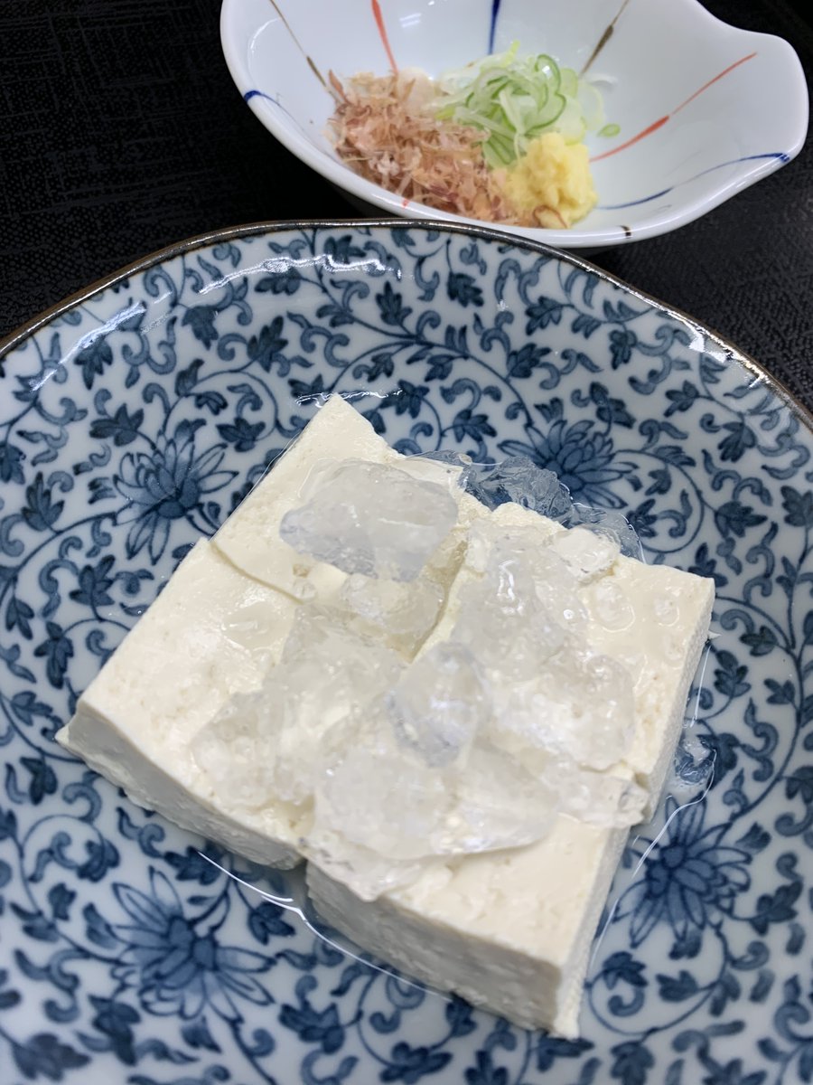 おはようございます
金曜日ですね😊

＃週末サウナ ＃お泊りサウナ
のはじまりです🤗

＃サウナ ＃水風呂 ＃不感温度泉 に
旨い ＃サ飯 で一杯🤤

解放感を満喫してください😘

＃朝ウナ ＃朝ラー ＃朝飲み
もうはじまってま～す🥰

#削り節の日
#男が心底落ち着ける場所
#サウナに入れる大衆酒場