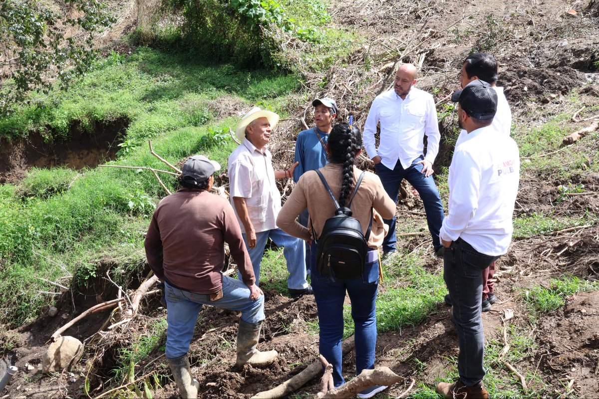 Con acciones directas y cercanas a la comunidad escolar, encabezadas por el gobernador, <a href="/armentapuebla_/">Alejandro Armenta</a>, el secretario de Educación Pública, <a href="/ManuelVive_/">Manuel Viveros</a> visitó la Telesecundaria “Moctezuma Xocoyotzin” en la localidad de Copila, del municipio de Naupan, para conocer las