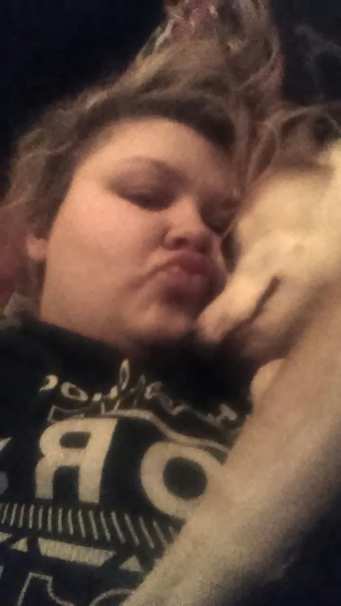 emy12500's tweet photo. Today I lost a loving and crazy girl I love so much. Bella was the most energetic dog ever wanting to play with sticks, balls, and chasing me through the house. She will be missed by my mom and I deeply and now she's with her doggy brother and cat brothers and sisters in heaven. https://t.co/oOIi6oZYc1
