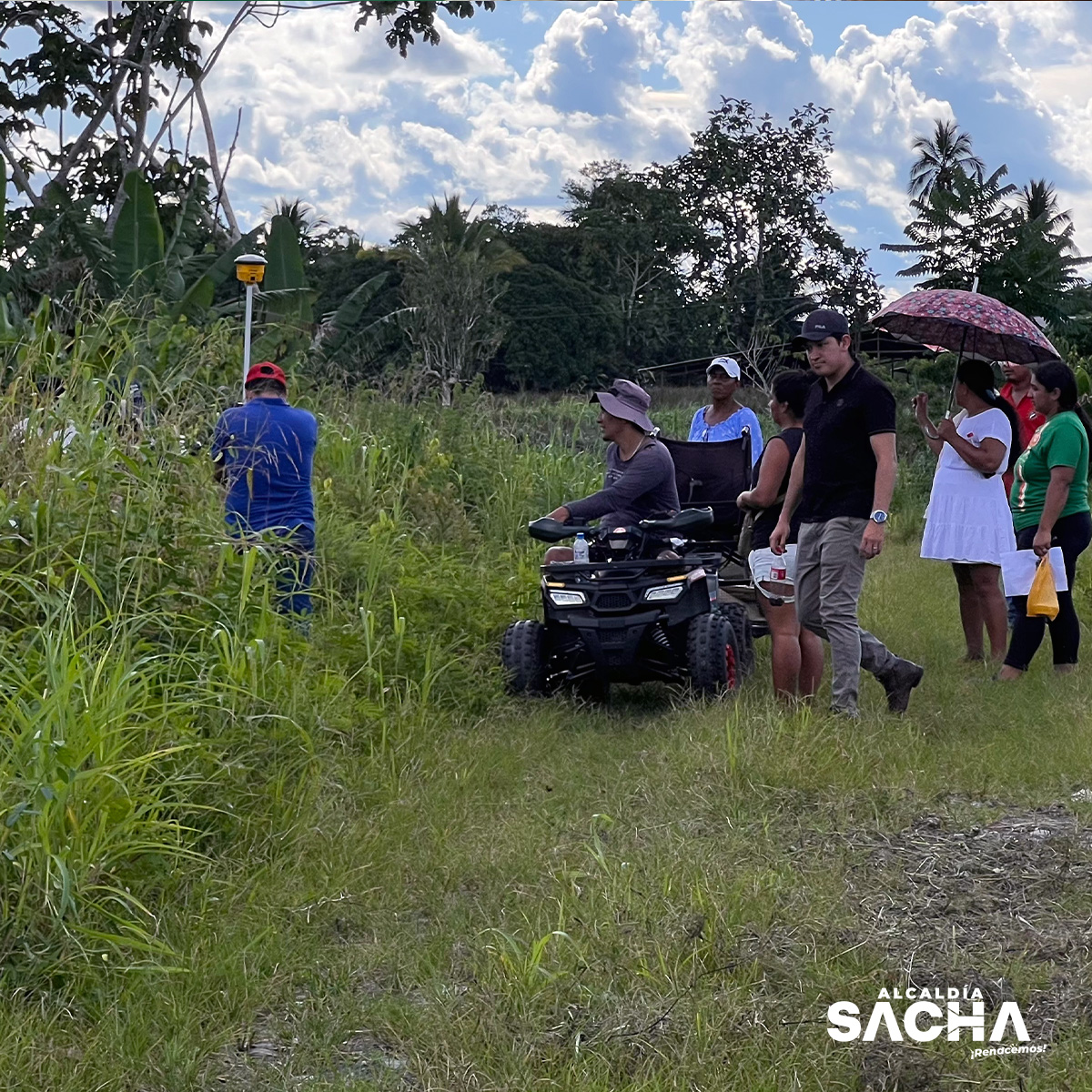 Se realizó el sorteo y la 1ra entrega de 11 lotes dl proyecto Solidario 1, beneficiando a familias d escasos recursos y grupos vulnerables d Sacha. 24 familias fueron seleccionadas como beneficiarias tras cumplir con los requisitos establecidos en la ordenanza municipal.