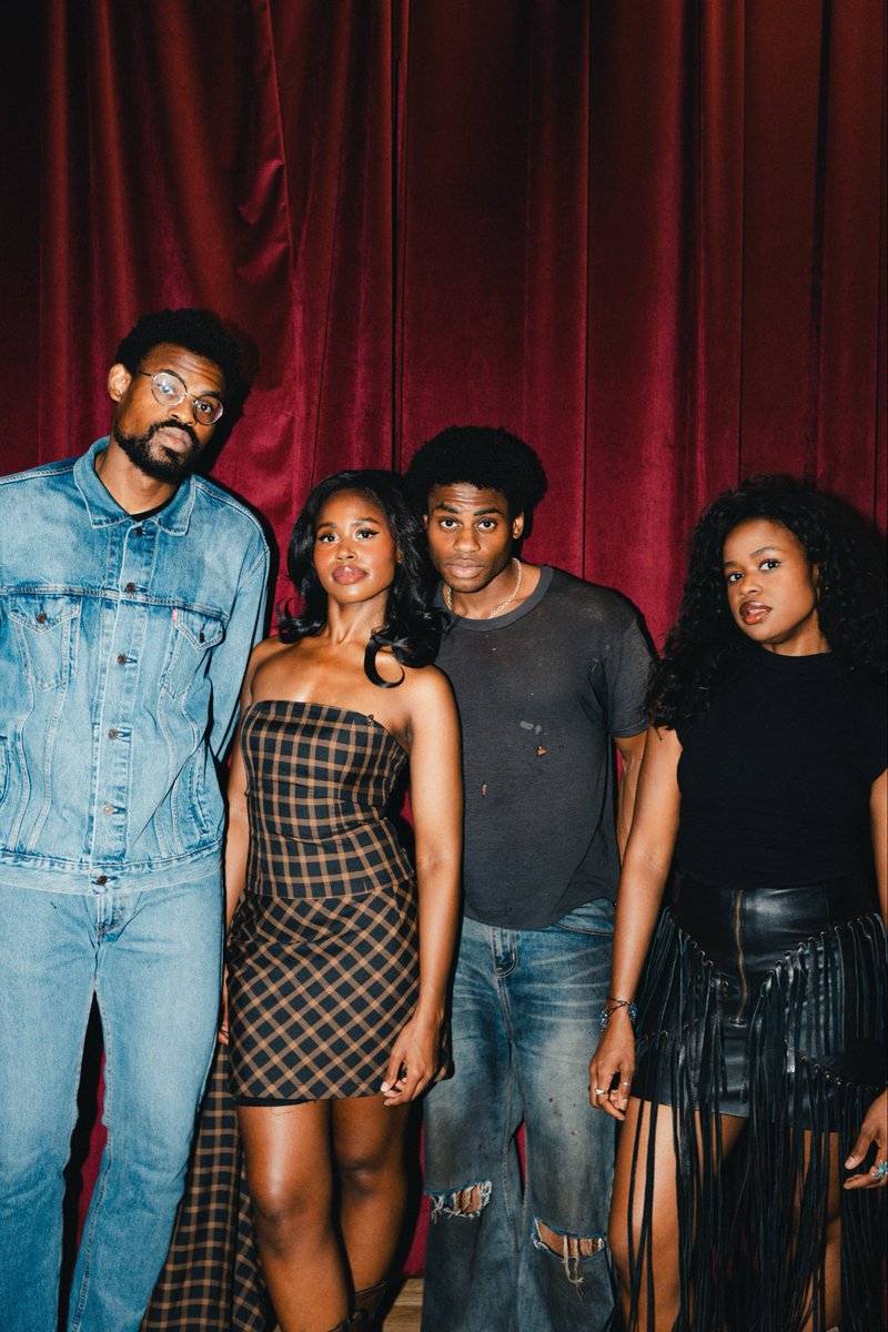 momoboyd tweet media