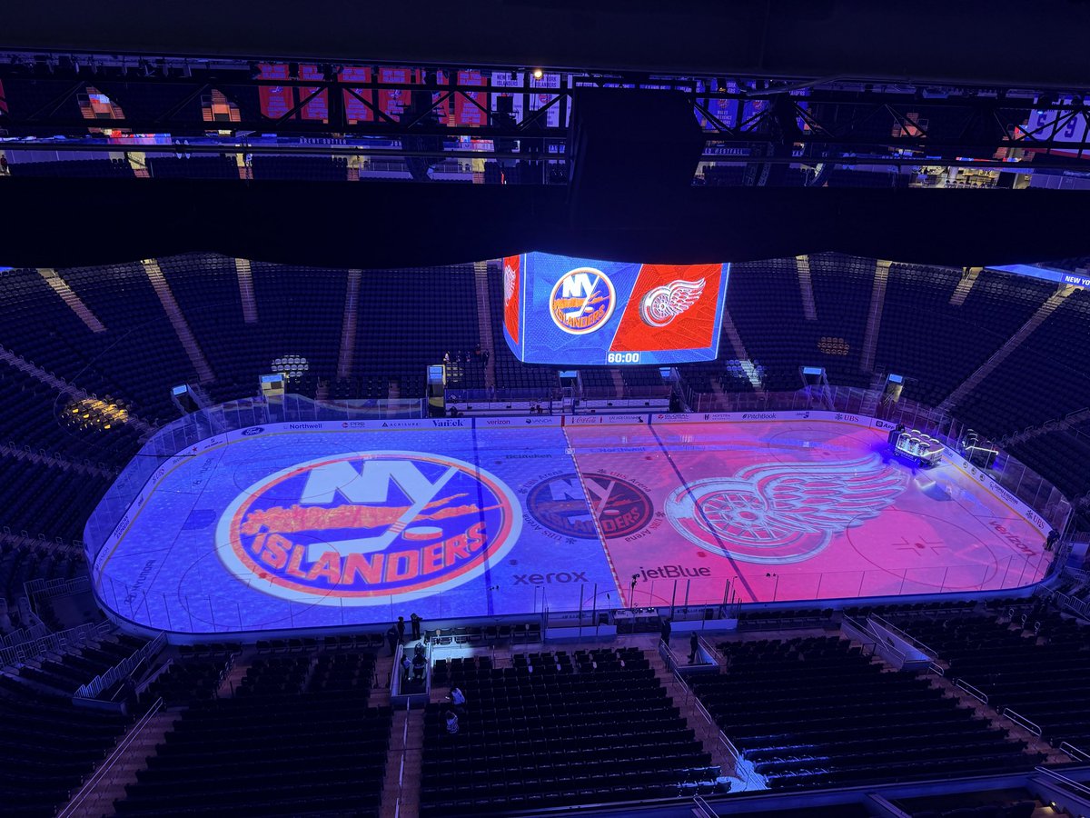 #Isles vs. #LGRW coming up at 7 PM @NHLdotcom @TheElmonters @TheHockeyNews 