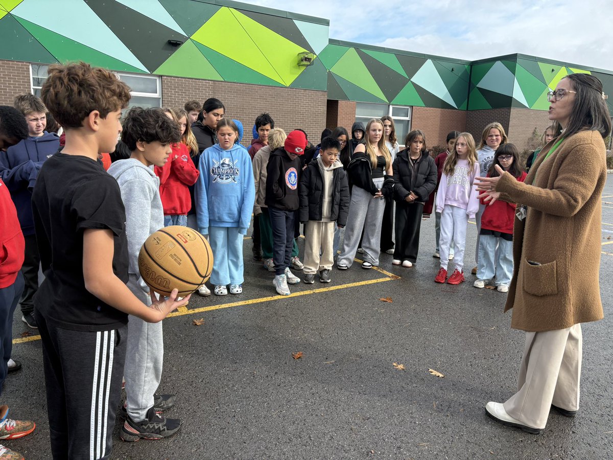 Melissa Boyer tweet media