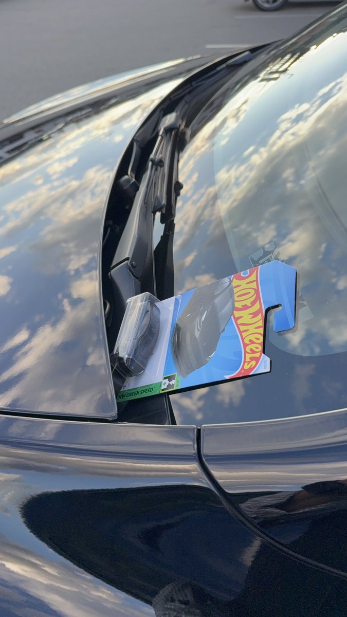 1:1 black Model Y today 👊