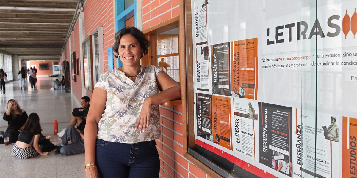 📣 En el marco de los 70 años de la Escuela de Letras UCAB, que tiene más de 900 egresados profesionales, su directora, Lizette Martínez Willet, apunta en entrevista con <a href="/elucabista/">El Ucabista</a> que <a href="/Letrasucab/">Letras UCAB</a> "seguirá apostando por su apertura al mundo". Lee más: 🔗goo.su/XPET2