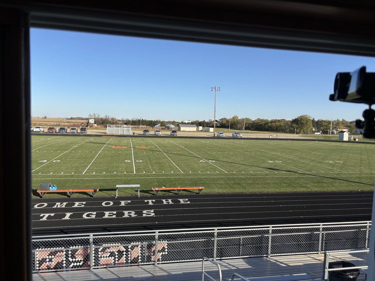 youtube.com/live/w6zdHD1CE…