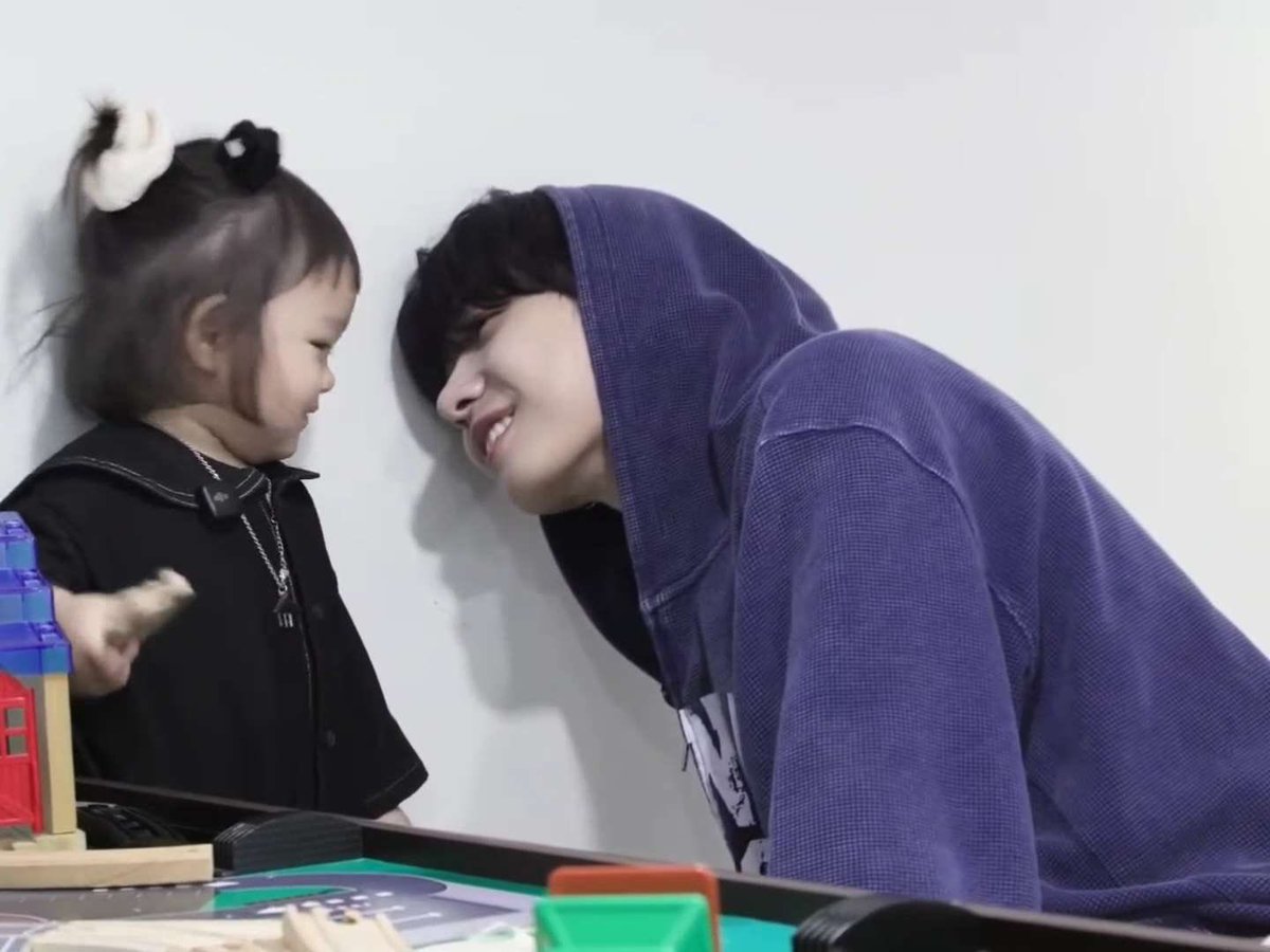 이정도로 납작하고 말랑콩떡한 남자가 좋다