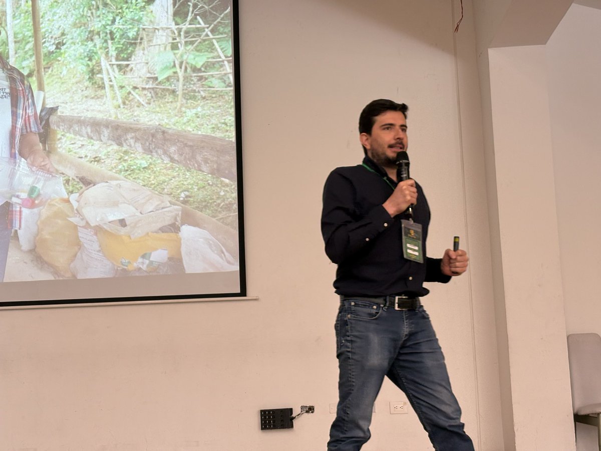 En Nariño compartimos cómo el turismo regenerativo puede transformar territorios y personas. 
Un espacio valioso para transformar y motivar la manera en que comprendemos el turismo, reafirmando su poder para regenerar territorios y comunidades.