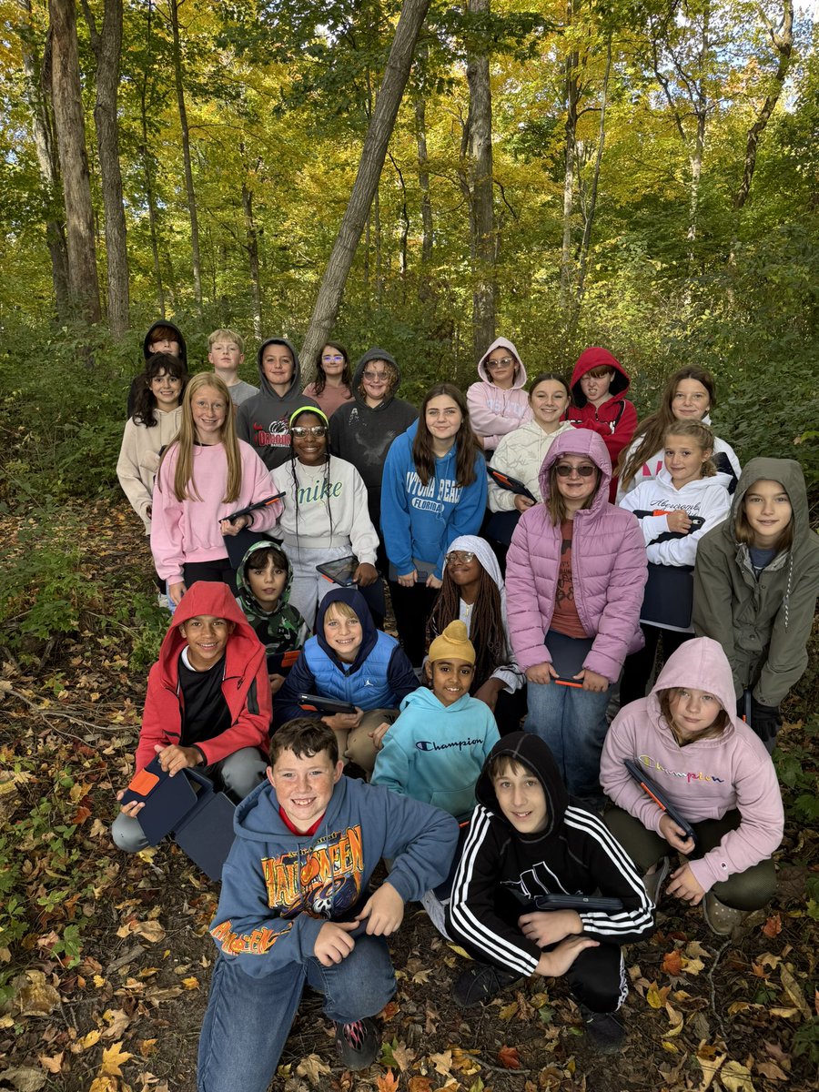 Michelle Armstrong tweet media