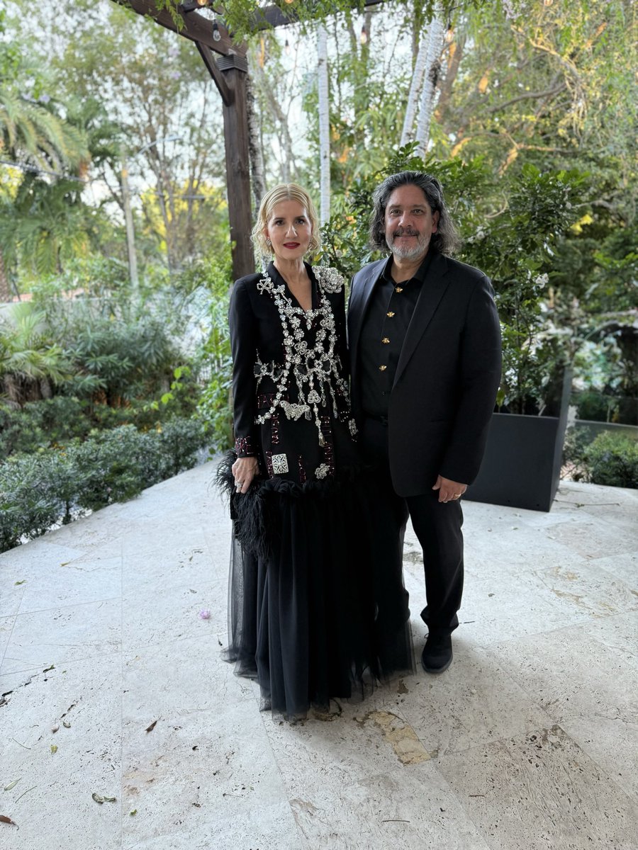 lopezgovlaw's tweet image. #enroute @miamifashionweek @queenmiamibeach 
#supportart #supportculture #supportcommunity