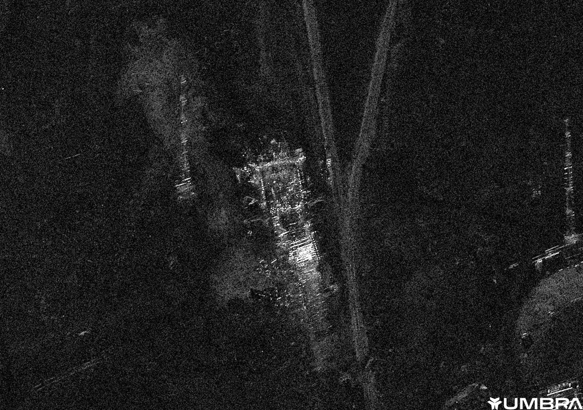 I captured an <a href="/umbraspace/">Umbra</a> SAR satellite image of Baikonur's Site 45 to show the remains of the demolished tower, as well as the remaining tower next to it.

Destroying history seems to be hot right now.