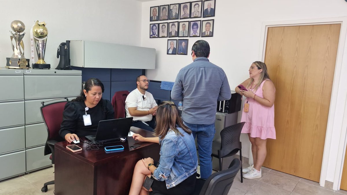 Hoy se llevó acabo la #JornadaMóvil de <a href="/ProdeconMexico/">PRODECON México</a> Jalisco del Sindicato de Trabajadores del Poder Judicial de la Federación, muchas gracias a las personas contribuyentes que asistieron.

Para difundir los servicios gratuitos que ofrecemos en #PRODECONJALISCO 

<a href="/Gilardino400/">Gilberto Camacho Botello</a>