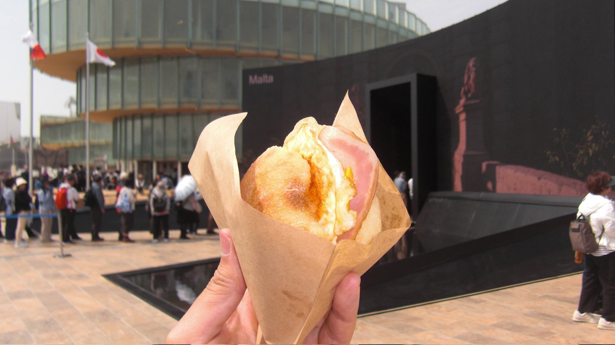 takao_obc's tweet image. マルタ館のフティーラを手がけていたのが、天神橋筋商店街（天四）にあるOrange Fields Bread Factory。「ツナ、オリーブ、ケッパー」「ベーコンと玉子」2種類とも自宅で再現してみました。万博会場で食べたあの味そのもの！
#EXPO2025Forever #アフター万博 
#大阪関西万博 #マルタ #フティーラ
