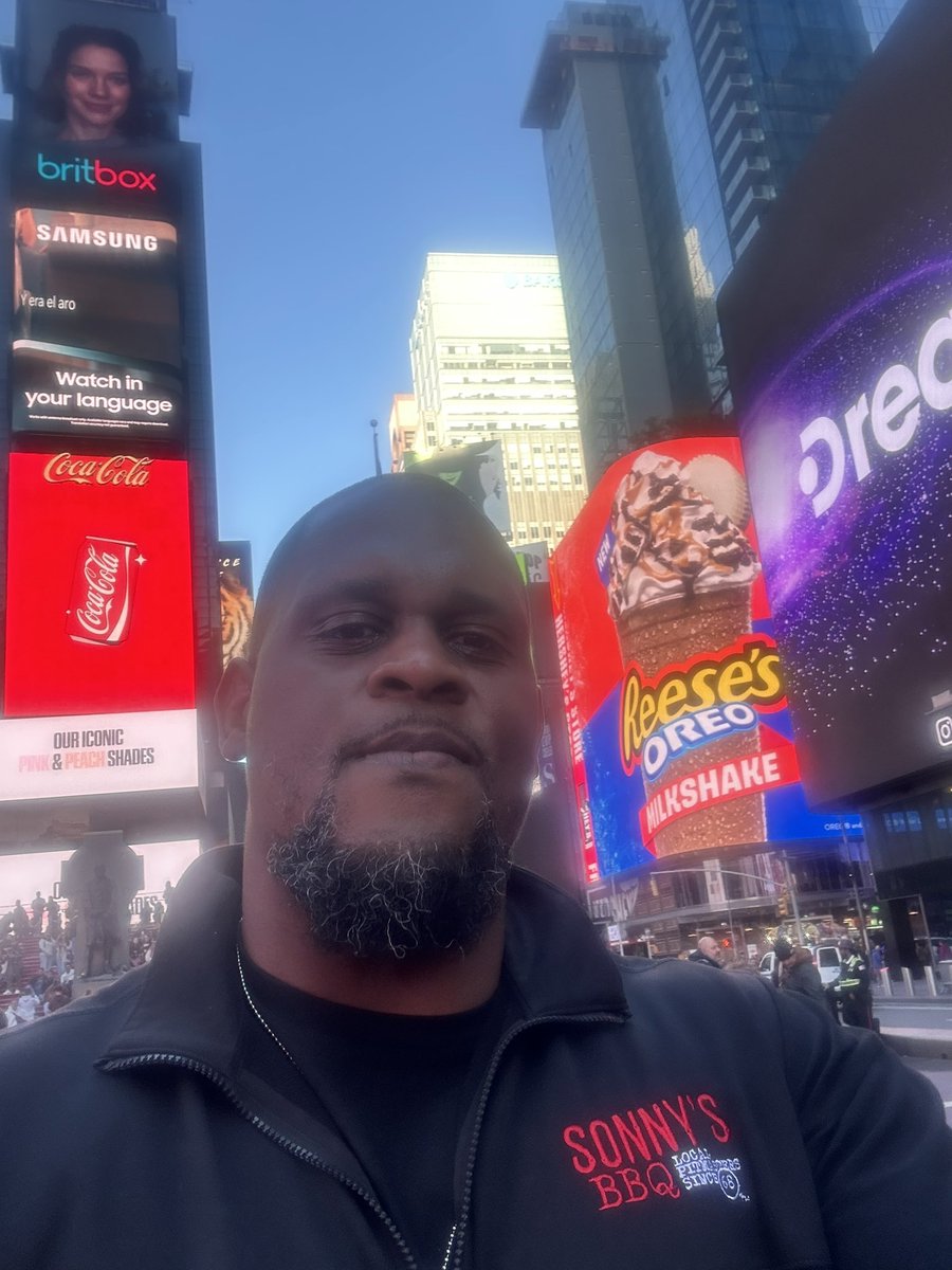 theebigbossSS's tweet image. Today. Tomorrow. @TODAYshow tomorrow at 8:00am. Tune in