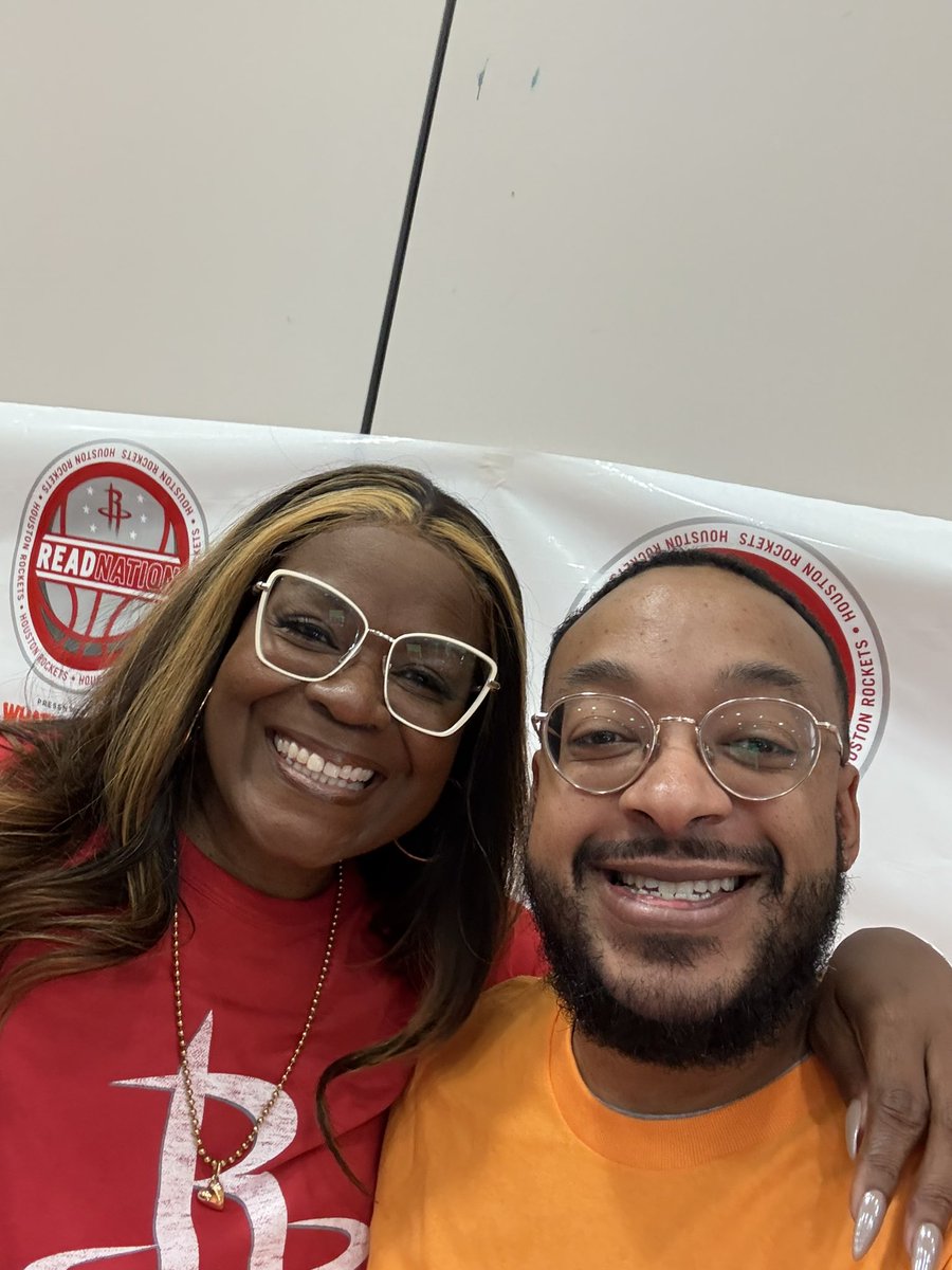 A wonderful rally for our students to get ready for the Read Nation Challenge. 

Plus I had the honor to meet legend and Hall of Famer Sheryl Swoopes