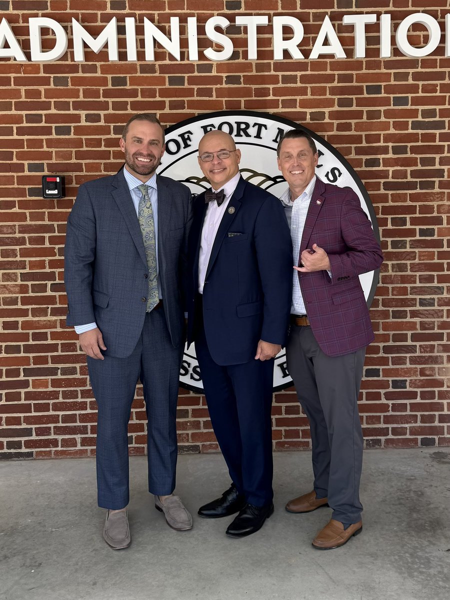 Appreciate Rep. David Martin taking time to discuss the importance of higher education in communities across the Palmetto State. A sentiment we wholeheartedly share!