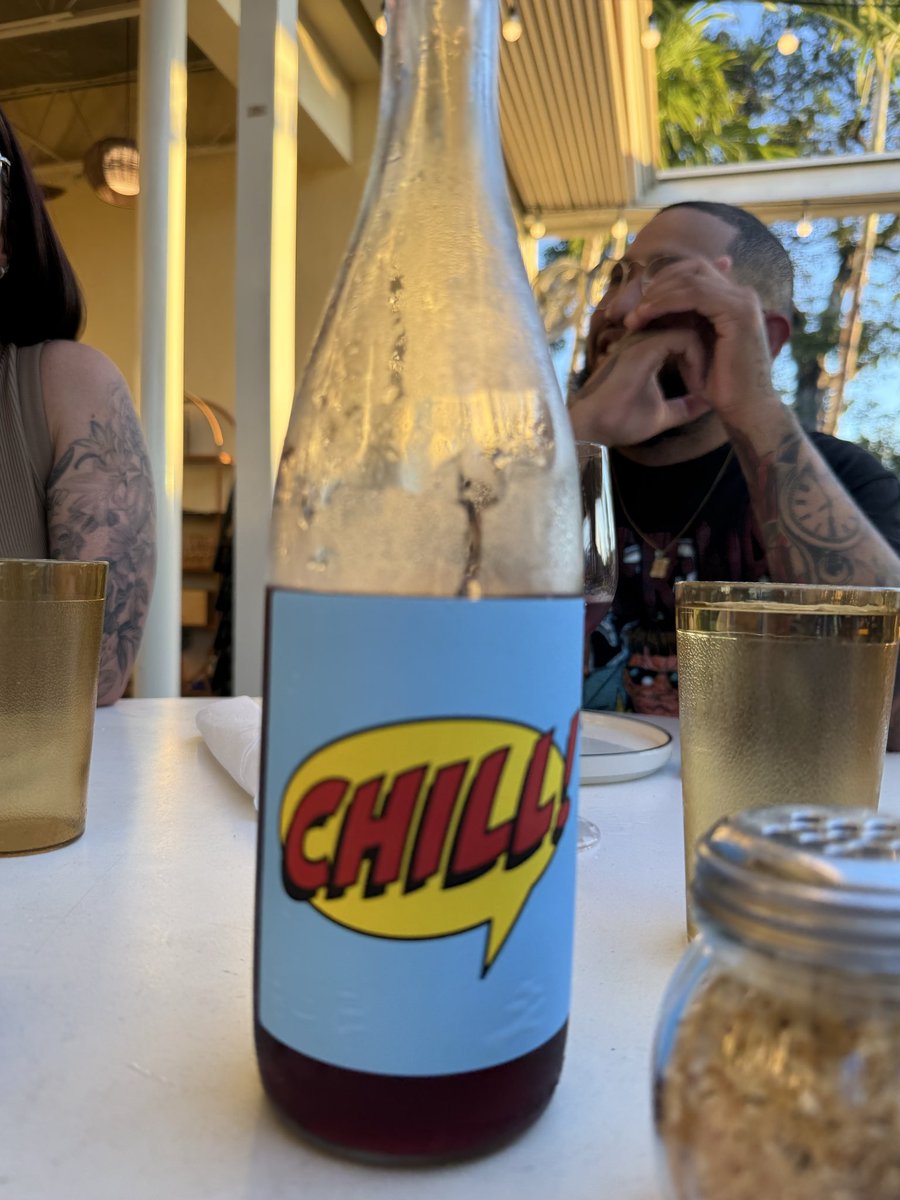 TheRealBPlush's tweet photo. Pizza w/ the club @Mellowmarss https://t.co/rrieSNqQ2U