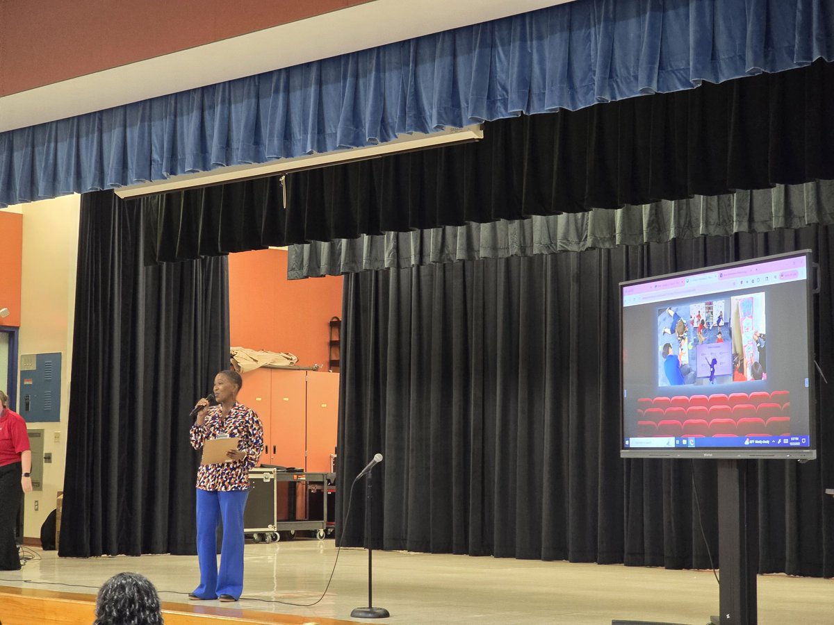 Rees Elementary (Performing & Visual Arts Academy) tweet media