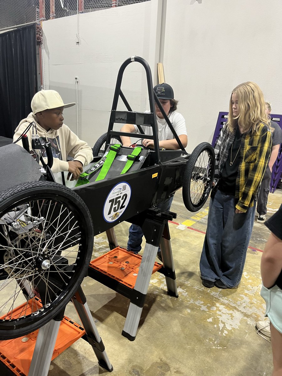 After-school energy was in full swing today! Our building was alive with GreenpowerUSA, Esports, and Lego Club meetings. We love the buzz of students doing what they love! 💜🚀🎮🧱 <a href="/mbm_morris/">Michael Morris</a> <a href="/JASA_IC/">Carolyn Stephenson</a> <a href="/suptking/">Marlon D. King</a> <a href="/JMCSchools/">Jackson-Madison County Schools</a> <a href="/JMCSSInnovation/">JMCSS Department of Innovation</a>
