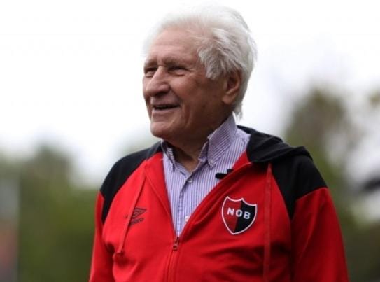 DanGiraudo's tweet image. Recordar el nombre de Jorge Griffa me llena de orgullo.
Ahora q este en el padrón Electoral habilitado para votar en las elecciones de diciembre 2025 me llena de vergüenza