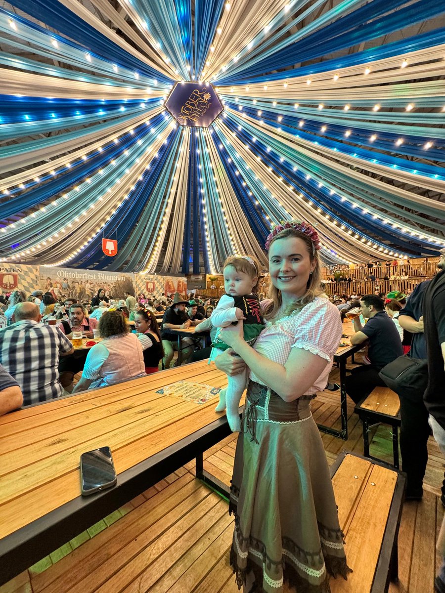 Júlia Zanatta tweet media