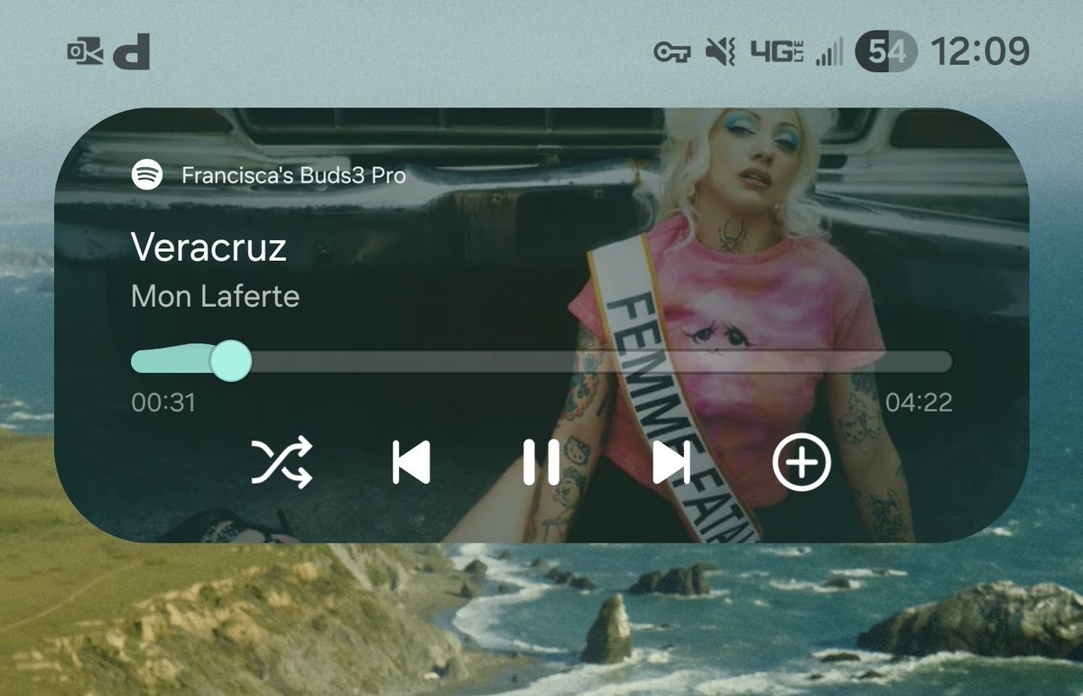itspancha's tweet image. Comentarios desde el universo,
Amamos FemmeFatale! @MonLaferte nos acaba de entregar una experiencia teatral desde principio a fin. la letra y la música en matrimonio perfecto. 
Gracias Mon!