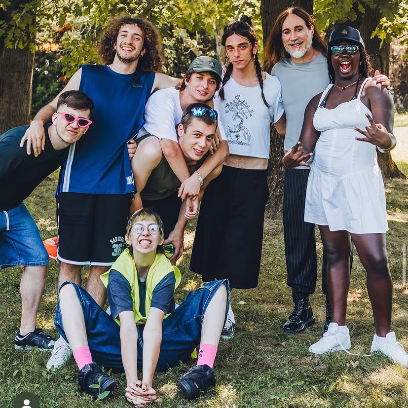 BLURRYXFVCE's tweet photo. comunque l’anno scorso c’era una varietà musicale che l’edizione di quest’anno può solo sognare #XF2025 https://t.co/bkza9LWjQa