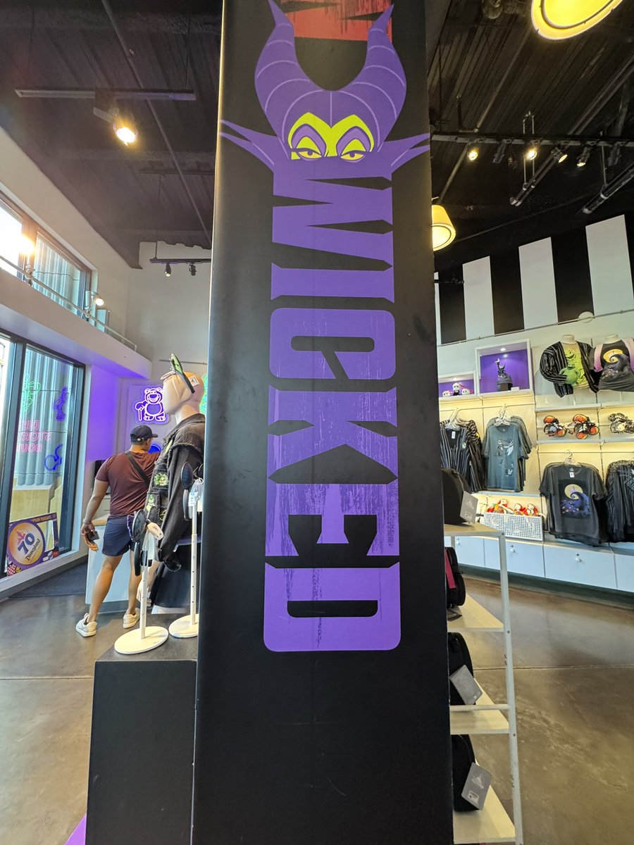 tinymallet's tweet image. They know what they are doing with that font choice