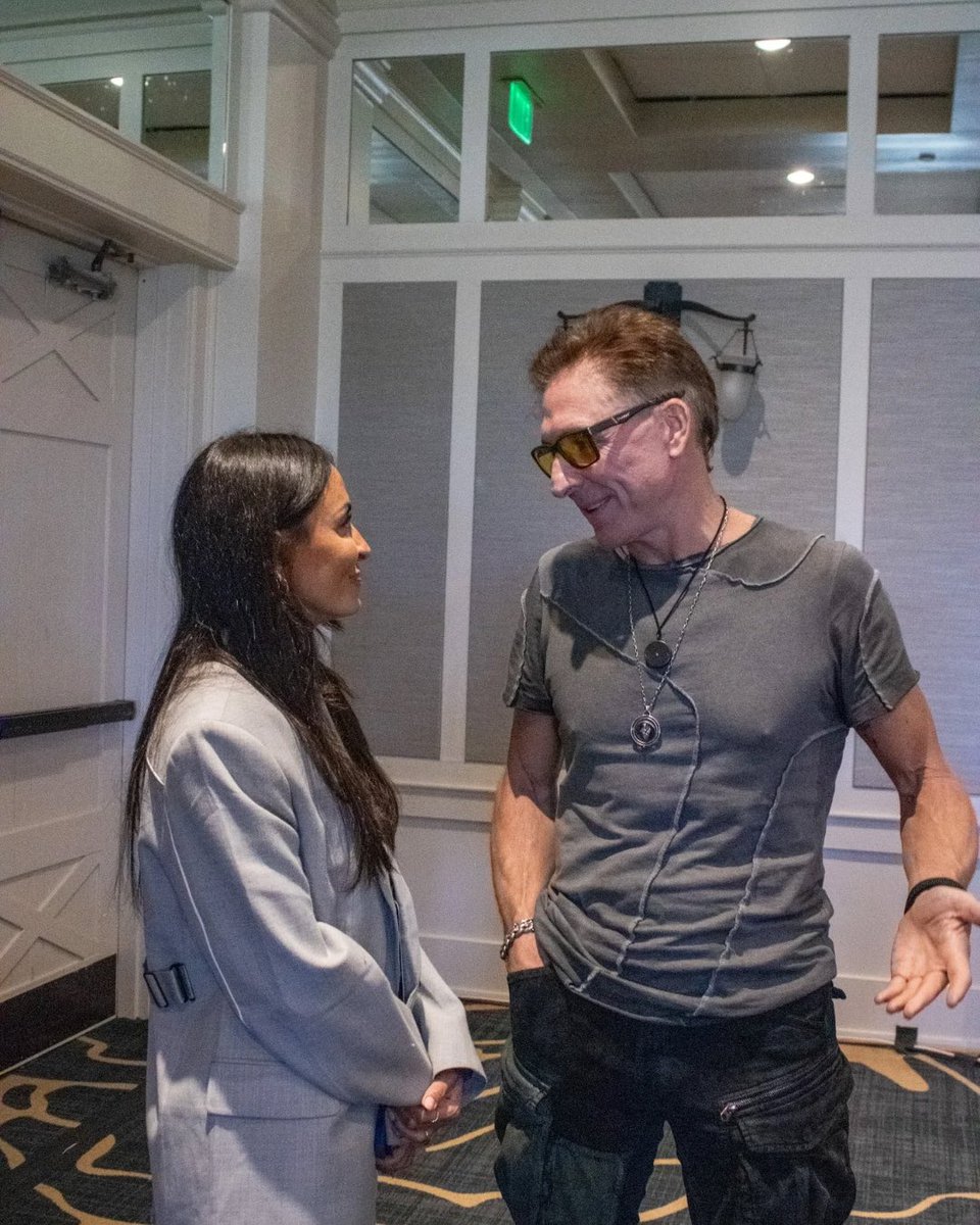 bizofbiohacking's tweet image. 📸 Some photos from Day One!

#biohacking #summit #daveasprey #conference