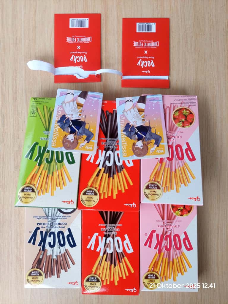 Anya-chan~~ ✨✨ i got you ✌🏻
akhirnya dapat juga setelah muter2 
yg mau tukar 1 boleh
klo ada kebersamaan/risu/kaeka/kobo ya gaes 🥰 
domisili solo 

#holoIDChromaticFuture #PockyXhololiveID #PockyIndonesia #AutoNyambung