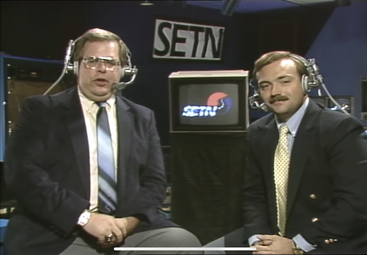 9ChrisPerry's tweet image. @DocPunchESPN where’d they get your headphones from? Lol.