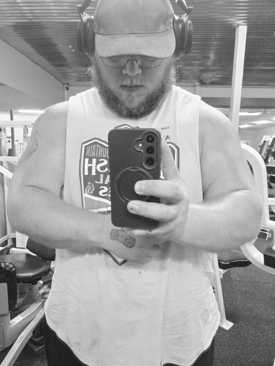 Critchkn's tweet image. Playing around with filters in-between sets