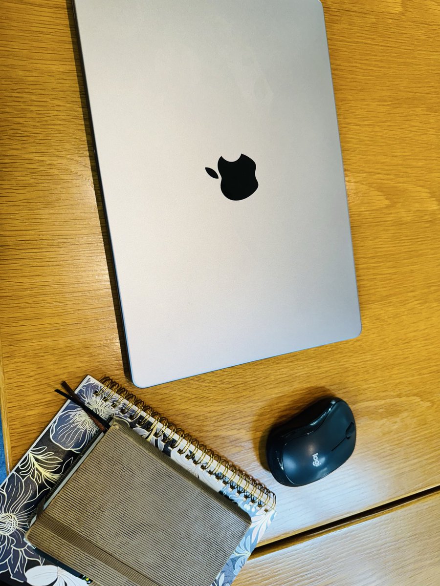 PorMenghong's tweet photo. These are the most valuable asset of my startup. https://t.co/byo5aFI0QG