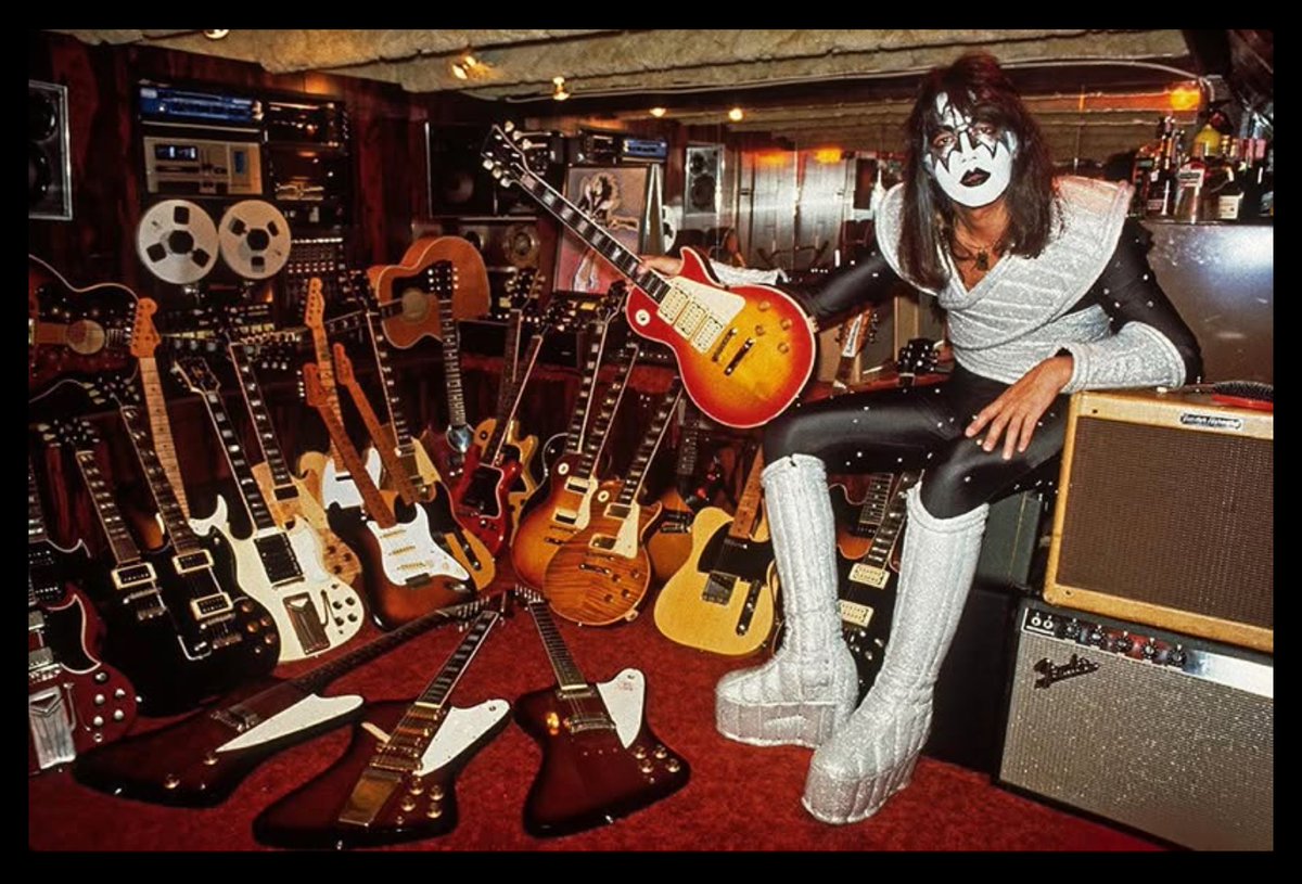 sageofstones's tweet image. Ace and his guitar collection, at his home studio in 1978.
#AceFrehley #SpaceAce #RestInPeaceAce