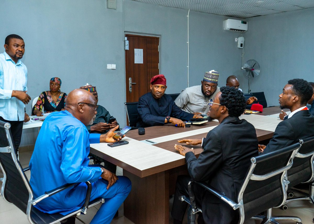 Kenkidlands's tweet photo. It was an insightful engagement that reinforced our shared commitment to sustainable land development, accurate mapping, and innovative real estate solutions in Kwara State๐กโจ
#Anniversary #KLC #Celebration #Courtesy #Visitation #KWGIS #Inspiration #RealEstateDevelopments https://t.co/g3IGPQPhQl