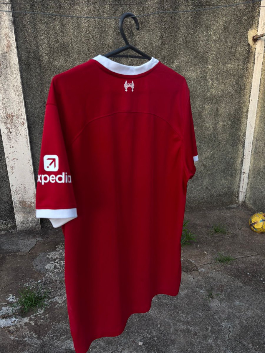 RedsBrasil1892's tweet photo. RIFA CAMISA DO LIVERPOOL 🔥

Quer ganhar uma camisa oficial dos Reds por apenas R$15?

Então cola nessa rifa! 👕🔴

📍 Prêmio: Camisa oficial do Liverpool (2024/25)
🎟️ Número: R$15

TAM: M. https://t.co/HE6sFTy6jn