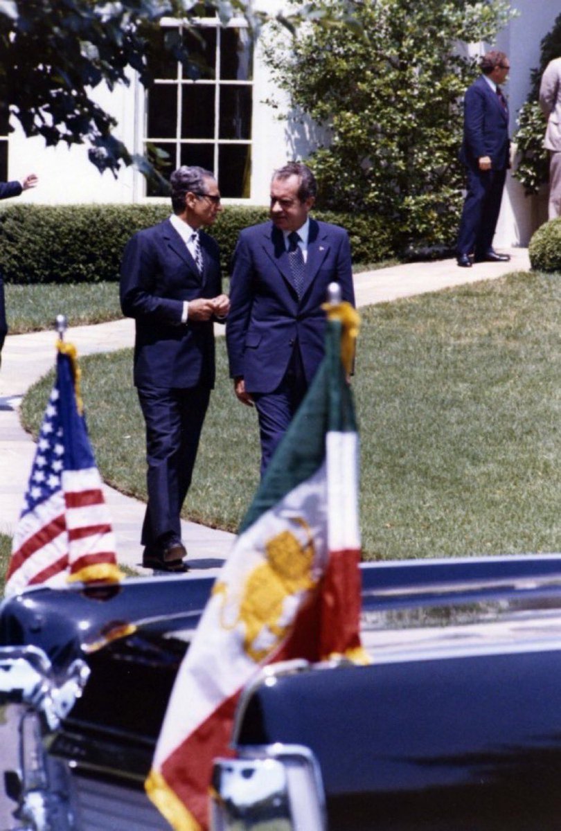 Restitutor_Iran's tweet image. The Architects of Peace awarded to @PahlaviReza & now @realDonaldTrump can further pave the way for historic & renewed ties between Iran & America.
The future can be bright once the criminal Islamic Republic is brought down.
Thank you @nixonfoundation.