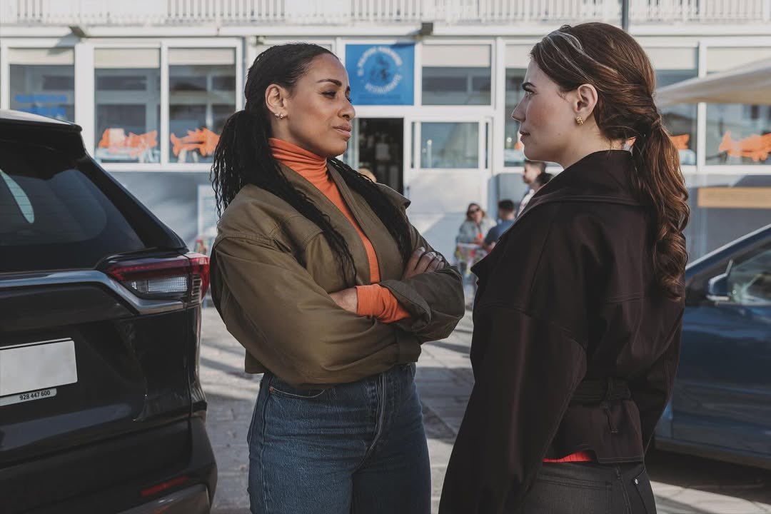 NCISTivaFans's tweet image. “DON'T MISS THE SEASON FINALE OF
TONY&ZIVA THIS THURSDAY ON @paramountplus! Watch me give 'mean lady' a bit of attitude - Sophie ain't too keen ;) Loved working with every single one of you beautiful talented people. What a trip - Long live #tonyandziva”
📸: lararossi…