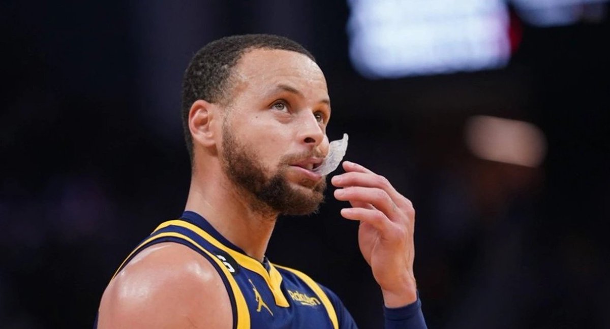 🇺🇸 𝗡𝗕𝗔 

🇺🇸 Curry O5.5 assists @ 2.05/+105

Hit 𝗙𝗢𝗟𝗟𝗢𝗪 - If you’re 𝗧𝗔𝗜𝗟𝗜𝗡𝗚🔒

Stephen Curry over 5.5 assists looks like a strong value spot tonight against the Lakers.

Los Angeles allowed the fourth-most assists to opposing point guards last season, and Curry