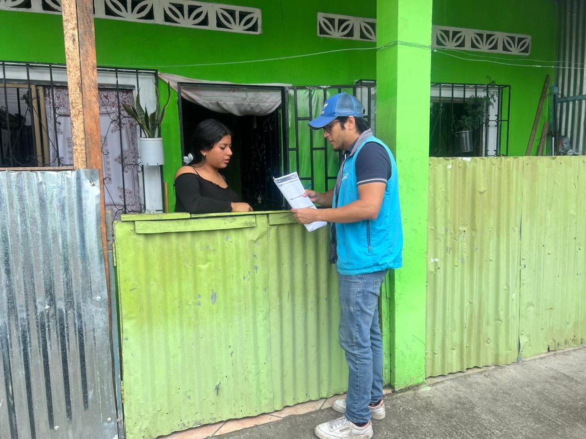 CNTinforma's tweet photo. De julio a septiembre, más de 2.500 familias de Guayas, Bolívar, Los Ríos y Santa Elena eligieron el futuro con el internet de @CNT_EC.💙
A través de las campañas One Day, seguimos conectando sueños, uniendo comunidades y llevando oportunidades a más ecuatorianos. 🌐🇪🇨 https://t.co/mm5WuBfMFL