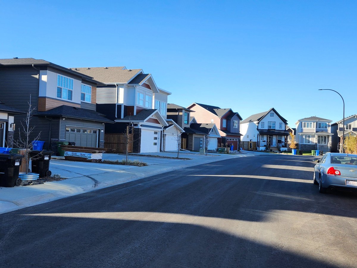 WalkingCalgary's tweet image. Our final views of #Seton.

#Calgary  #yyc