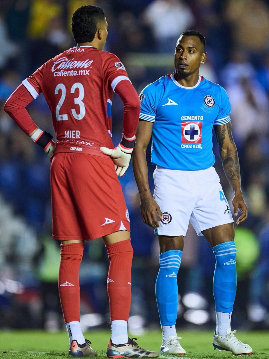 🚂🚨 Azules, Willer Ditta y Kevin Mier regresan a la titularidad.

Muchos movimientos, pero con todo eso es un equipazo, en un rato más les suelto la alineación. 🔥 

<a href="/VamosCAzul/">Vamos Azul</a>