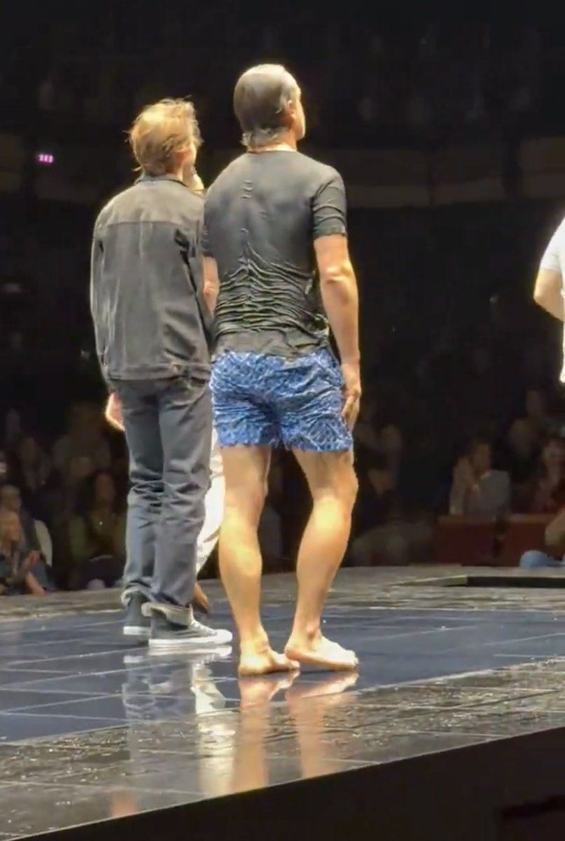 Andy’s back 😩😈