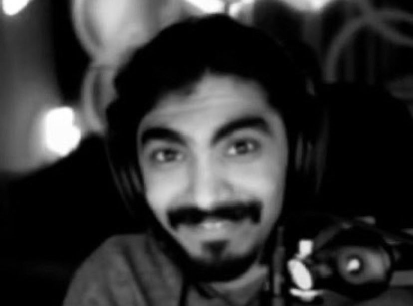 الفا و المهنا قعدوا شهور و محكمة لالفا وحالتهم حاله بس عشان يعدلون العلاقة بين الداخليه و CIA عبد الصمد و فلادمير من اول دقيقه بعصوا كل شي 🙂