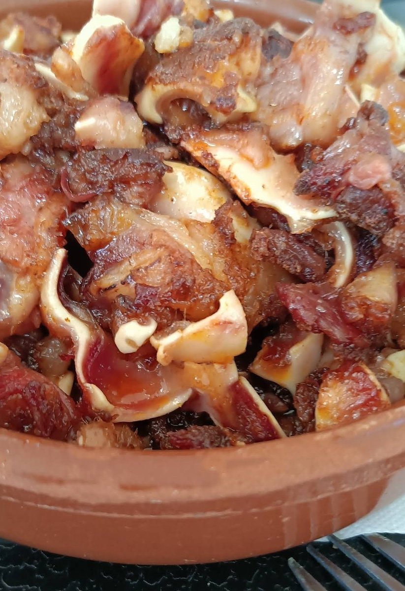 👂 Oreja a la Plancha... bien hecha, con un sabor espectacular 😋
#areadeservicio #a2 #torrezno #torreznos #viajar #autocares #bus #casarural #guadalajara #clm #comidacasera  #food #viaje #travel #gastronomía #cocina #carretera #ComidaPopular #TurismoRural #gasolinera