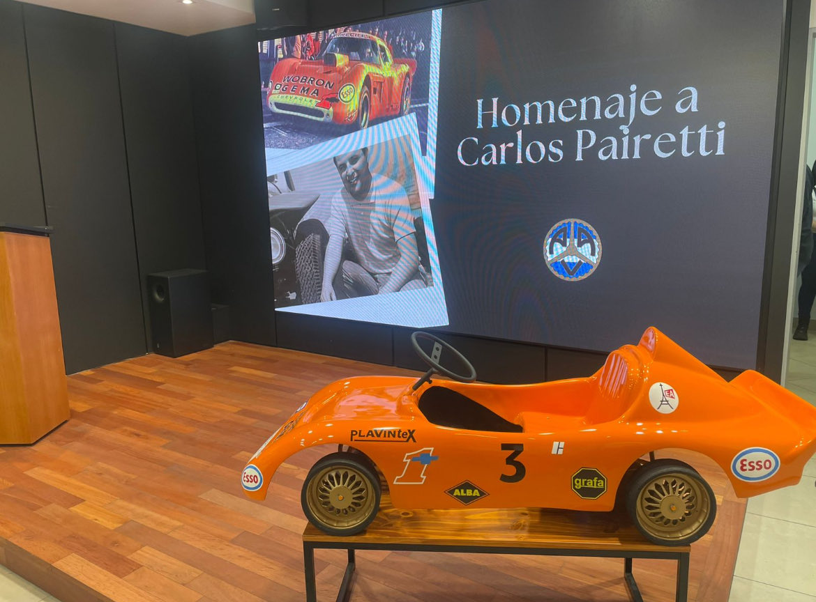 Todo listo en <a href="/AAvolantes/">AAV</a> para el homenaje a Carlos Pairetti