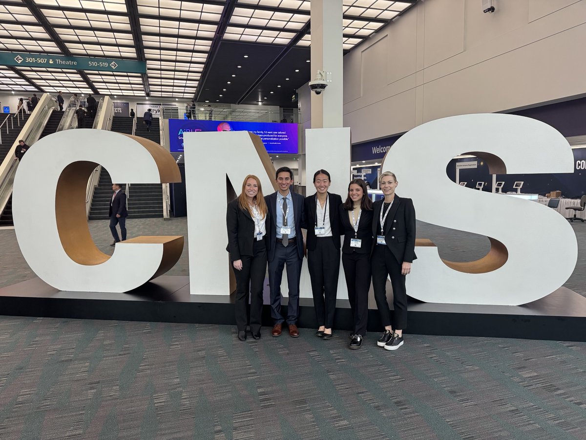 WashUNeurosurg's tweet photo. WashU Neurosurgery had a strong showing at #CNS2025. Medical students earned Best Poster awards in Spine and Data Science. Faculty led talks, panels, and debates driving progress in the field.

Proud to be at the forefront of neurosurgical research and education. https://t.co/zpAI2vff51